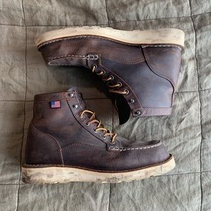 DANNER - Bill Run Moc Toe - Size 9 M